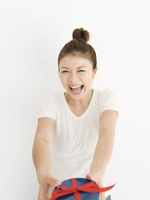 仕事に適した素材の帆布を使ったエプロン